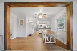 613 Garden Walk, Dixon, IL 61021 - Photo 8
