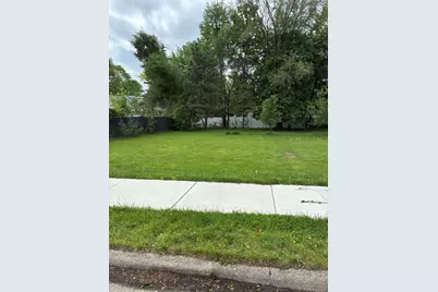 18Xx W Pearl Avenue, Rockford, IL 61103 - Photo 1