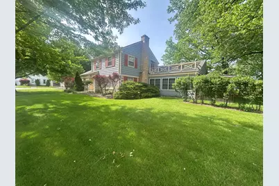 870 Morgan Street, Elgin, IL 60123 - Photo 2