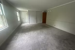 870 Morgan St, Elgin, IL 60123 - Photo 14