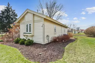 1755 Cottage Dr, Lake Geneva, WI 53147 - Photo 6