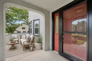 565 Ryan Pl, Lake Forest, IL 60045 - Photo 4