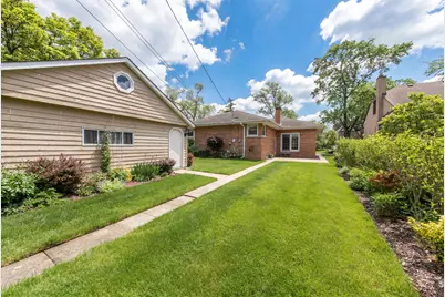 108 Imperial Street, Park Ridge, IL 60068 - Photo 8