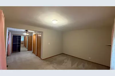 38280 N Wilson Avenue, Beach Park, IL 60087 - Photo 32