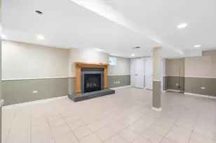 727 Harms Rd, Glenview, IL 60025 - Photo 18