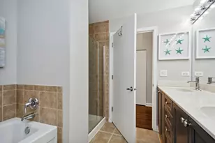 451 W Huron St, Chicago, IL 60654 - Photo 8