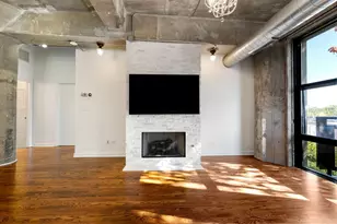 1001 W 15th St, Chicago, IL 60608 - Photo 14