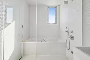 2054 W Grand Ave, Chicago, IL 60612 - Photo 48