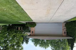 1159 Peachtree Ct, Naperville, IL 60540 - Photo 2