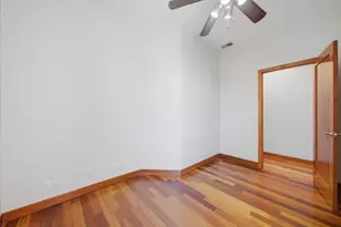 852 N Ashland Ave, Chicago, IL 60622 - Photo 22