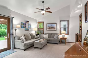 27W180 Chestnut Ln, Winfield, IL 60190 - Photo 12