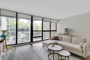 1540 N La Salle Dr, Chicago, IL 60610 - Photo 4