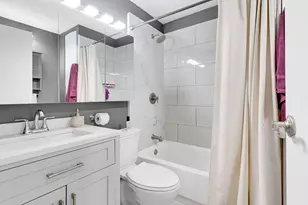 1540 N La Salle Dr, Chicago, IL 60610 - Photo 14