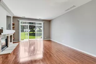 913 Genesee Dr, Naperville, IL 60563 - Photo 4