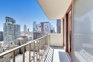 200 N Dearborn St, Chicago, IL 60601 - Photo 12