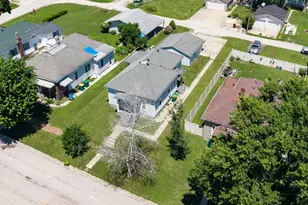 308 W Lincoln Ave, Streator, IL 61364 - Photo 36