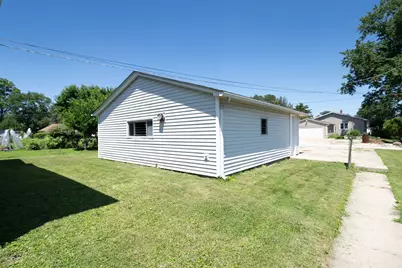 308 W Lincoln Avenue, Streator, IL 61364 - Photo 30