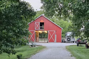 2796 US Hwy 51 Hwy, Clifton, IL 61727 - Photo 16