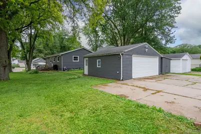 1435 26th Avenue, Moline, IL 61265 - Photo 34