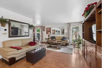 15622 Madison Avenue, Dolton, IL 60419 - Photo 2
