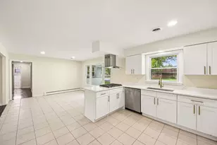 15725 New England Ave, Tinley Park, IL 60477 - Photo 8
