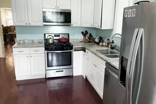 2105 Highland Ave, Berwyn, IL 60402 - Photo 16