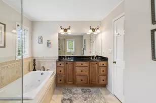 687 Rose Ln, Bartlett, IL 60103 - Photo 20