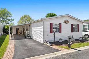 236 Forestview Dr, Crystal Lake, IL 60014 - Photo 20