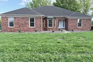 4 Sebring Rd, Springfield, IL 62707 - Photo 1