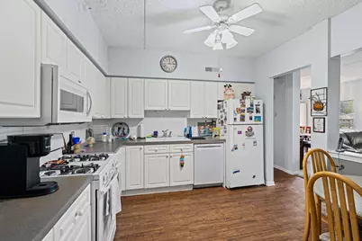 59 S Hale Street #103, Palatine, IL 60067 - Photo 12