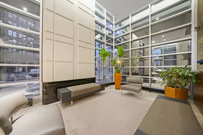 700 N Larrabee Street #2013, Chicago, IL 60654 - Photo 18