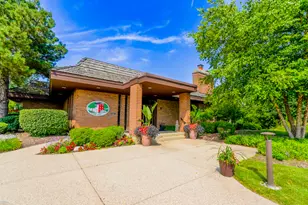 1210 Hawthorne Ln, Hinsdale, IL 60521 - Photo 20