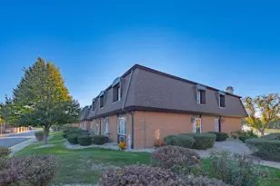 3232 Chestnut Dr, Flossmoor, IL 60422 - Photo 1