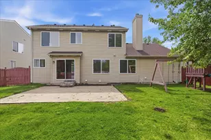 2657 Wydown Ln, Aurora, IL 60502 - Photo 4