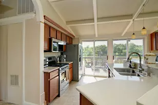 1627 Riverside Ave, Saint Charles, IL 60174 - Photo 10
