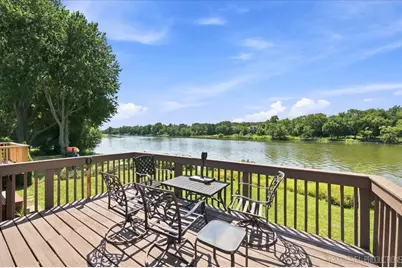 1627 Riverside Avenue, Saint Charles, IL 60174 - Photo 38