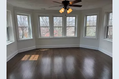 6509 N Artesian Avenue #3, Chicago, IL 60645 - Photo 2