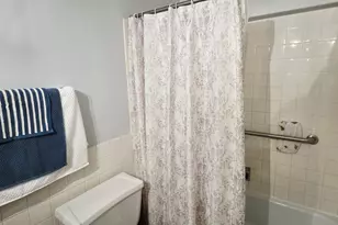 1217 S Old Wilke Rd, Arlington Heights, IL 60005 - Photo 14