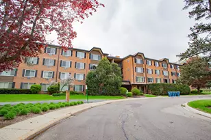 1217 S Old Wilke Rd, Arlington Heights, IL 60005 - Photo 24