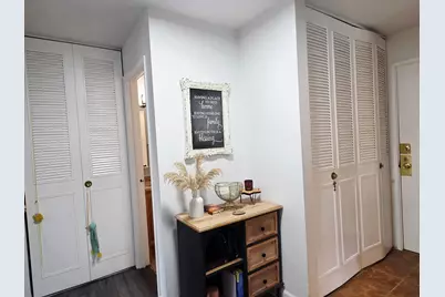 1217 S Old Wilke Road #201, Arlington Heights, IL 60005 - Photo 12
