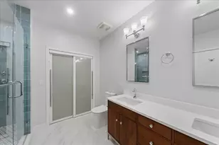 3140 N Sheffield Ave, Chicago, IL 60657 - Photo 14