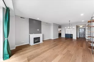 3140 N Sheffield Ave, Chicago, IL 60657 - Photo 4