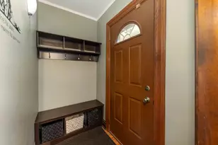6325 W Huntington St, Chicago, IL 60646 - Photo 2