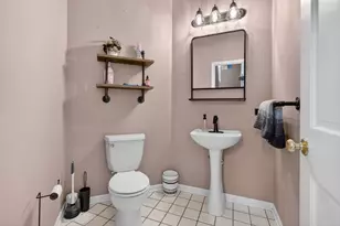 1105 Village Center Pkwy, Aurora, IL 60506 - Photo 8