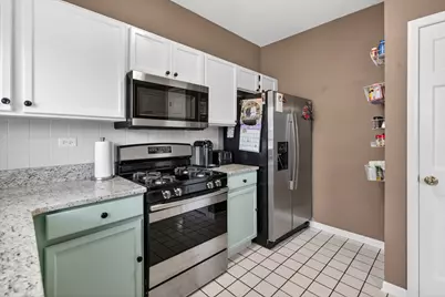 1105 Village Center Parkway #8, Aurora, IL 60506 - Photo 12