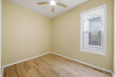 1249 W 73rd Place, Chicago, IL 60636 - Photo 14