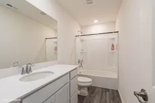 8424 Stillwater Rd, Wonder Lake, IL 60097 - Photo 12
