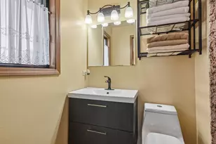 16518 Crescent Ave, Tinley Park, IL 60477 - Photo 18