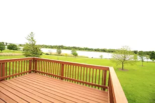 25 Oak Park Rd, Bloomington, IL 61701 - Photo 28