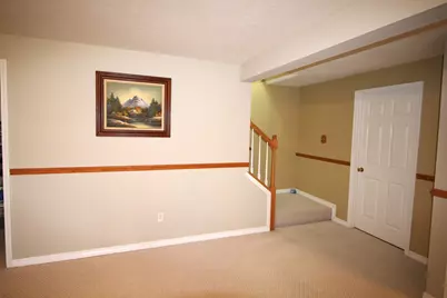 25 Oak Park Road, Bloomington, IL 61701 - Photo 16